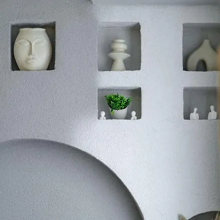 Elegant & Luxury Designed 1br Duplex Flat *